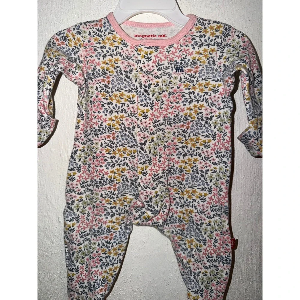 Magnetic Me Organic Cotton Floral Ruffle Magnetic Footie Pajama 0-3 Months